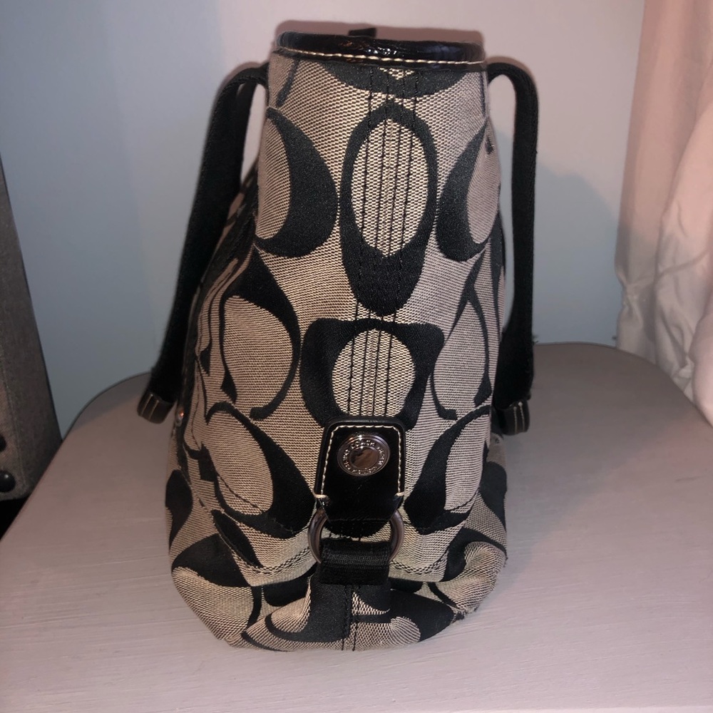 Coach Purse - Picture 3 of 8